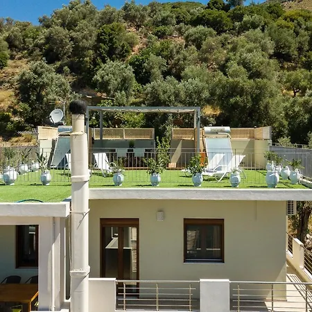Stefanakos House